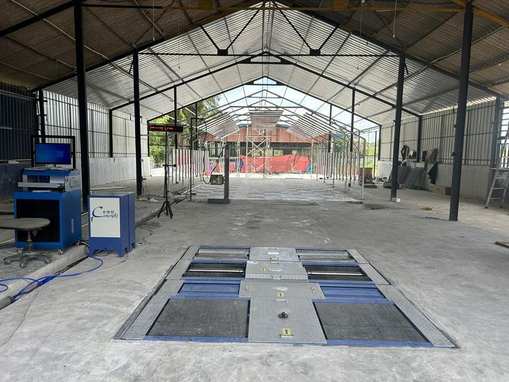 اختبار الفرامل 5 في 1 مع 4000 كجم الحد الأقصى لحمل المحور ، وانزلاق جانبية صفيحة مزدوجة ، وكمبيوتر التحكم الصناعي لخط اختبار المركبات