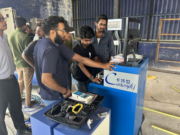 اختبار الفرامل 5 في 1 مع 4000 كجم الحد الأقصى لحمل المحور ، وانزلاق جانبية صفيحة مزدوجة ، وكمبيوتر التحكم الصناعي لخط اختبار المركبات