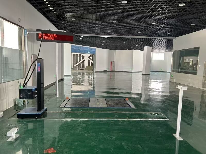 CTD-5A جهاز اختبار المصابيح الأمامية للمركبة الأوتوماتيكي بالكامل لآلة اختبار مصابيح الرأس ذات العوارض العالية والمنخفضة ومعدات فحص المركبات