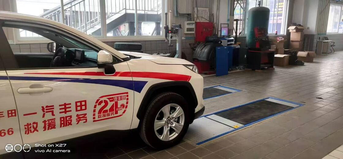 Cartesykj جهاز اختبار الفرامل المسطحة الفاخرة 3T 10T 15T معدات فحص المركبات مسار اختبار المركبات 2CTHPB-13 مع جهاز اختبار فرامل الحمل لمحور التعليق الانزلاقي الجانبي