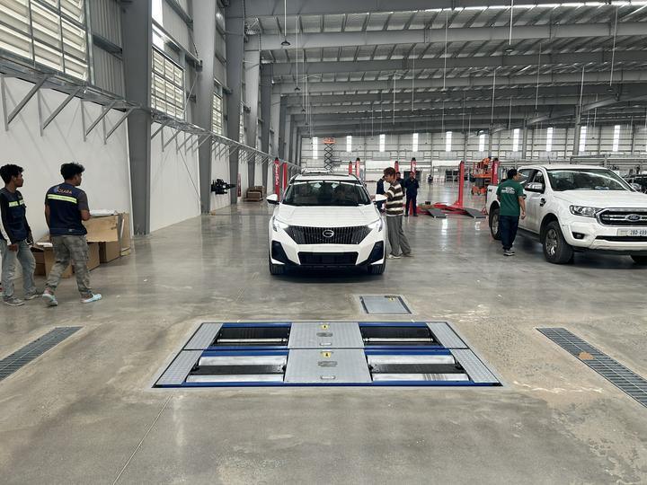 كارتيسي العلامة التجارية CTGT-3-3C رولر ترينيتي خط اختبار المركبات جهاز اختبار الفرامل الدوارة مع تحميل المحور لوحة واحدة اختبار الانزلاق الجانبي للمركبات الخفيفة